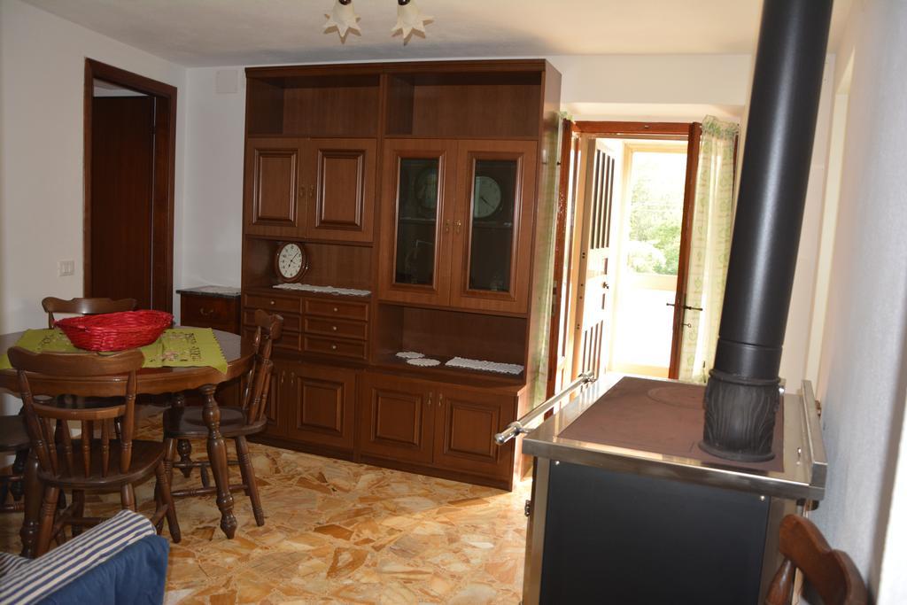 Agriturismo Ghirlanda Norma Rita Carrodano Inferiore Екстериор снимка